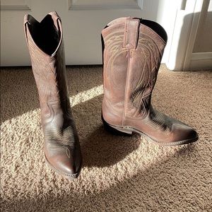 Frye Cowgirl boots